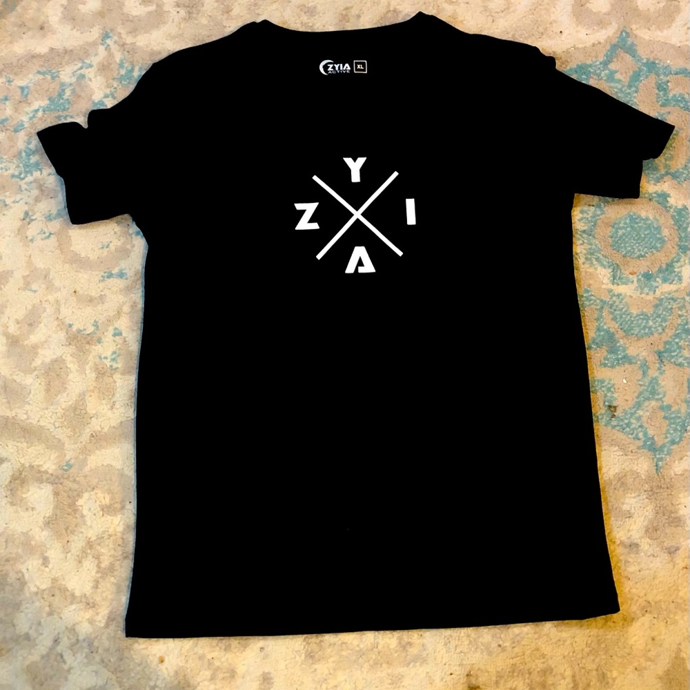 ZYIA dry fit black tshirt